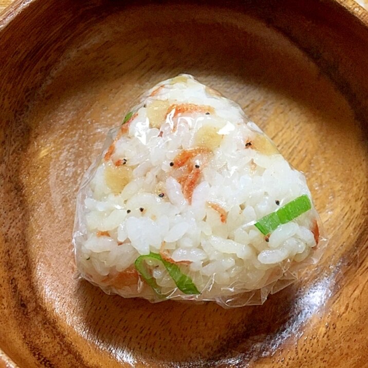 おにぎり 麺つゆで簡単 天丼風 レシピ 作り方 By おこのみっちゃん 楽天レシピ